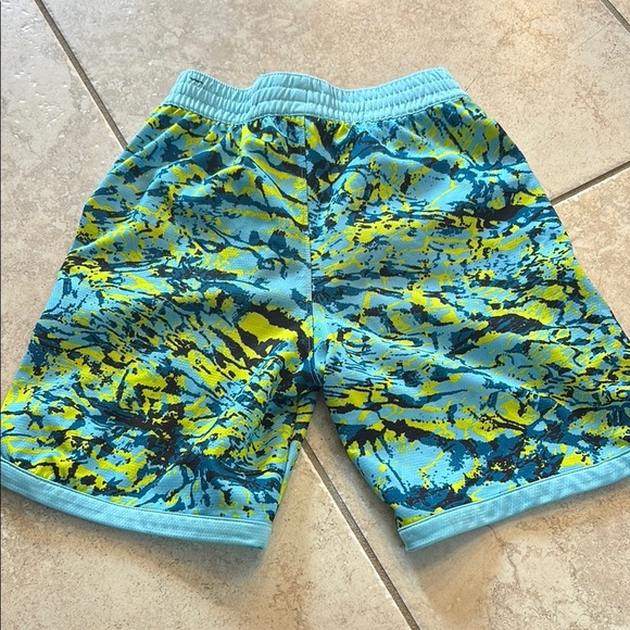 Nike Boys Blue and Yellow Athletic Shorts Size Small - Picture 3 of 4